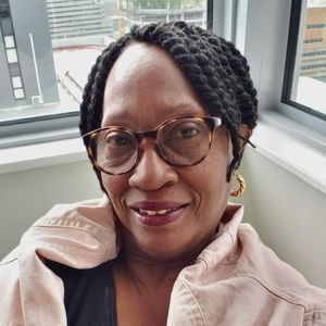 Meet your Posher, Delores